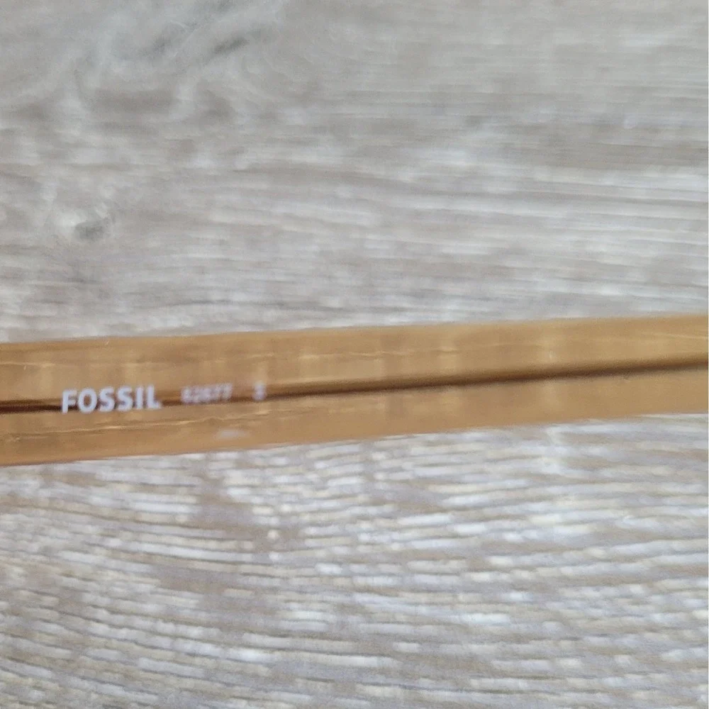 New (No Case) FOSSIL Tan Cat Eye Sunglasses One Size